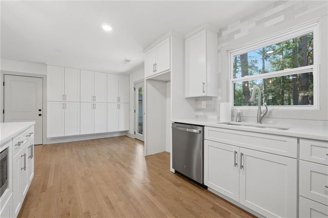 2920 Fantasy Lane, Decatur, GA 30033
