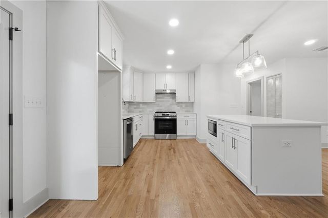 2920 Fantasy Lane, Decatur, GA 30033