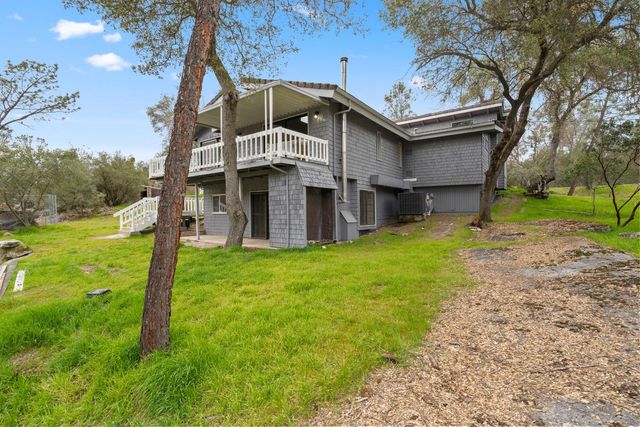 42718 Deep Forest Drive, Coarsegold, CA 93614