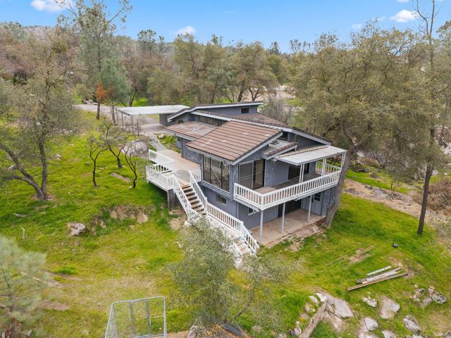 42718 Deep Forest Drive, Coarsegold, CA 93614