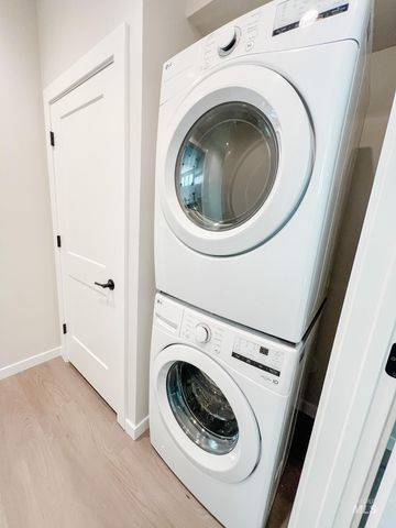1612 & Unit 100 S Michigan, Boise, ID 83706