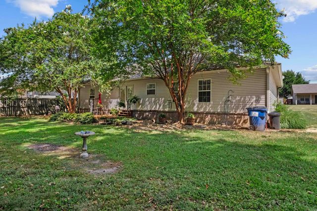 183 Gunsmoke Lane, Austin, AR 72007