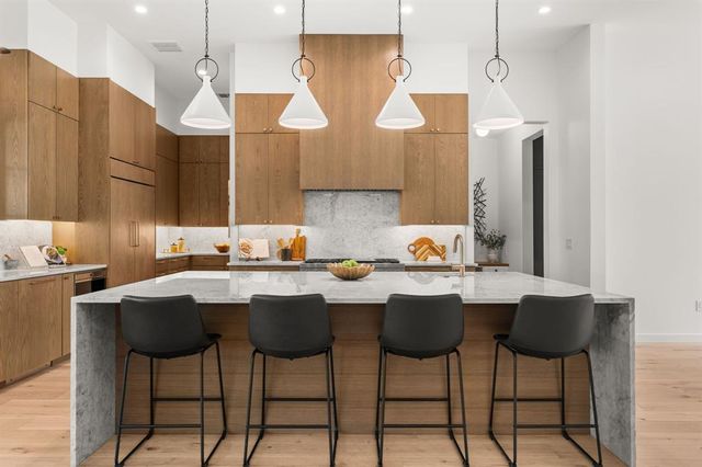 5908 Bull Creek RD, Austin, TX 78757