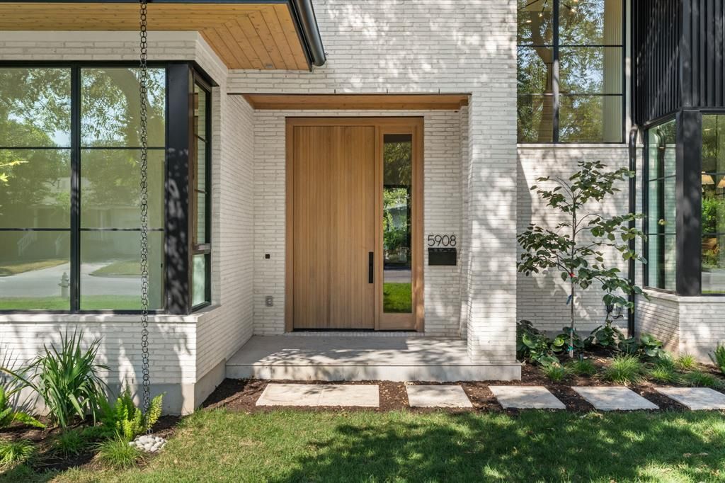 5908 Bull Creek RD, Austin, TX 78757