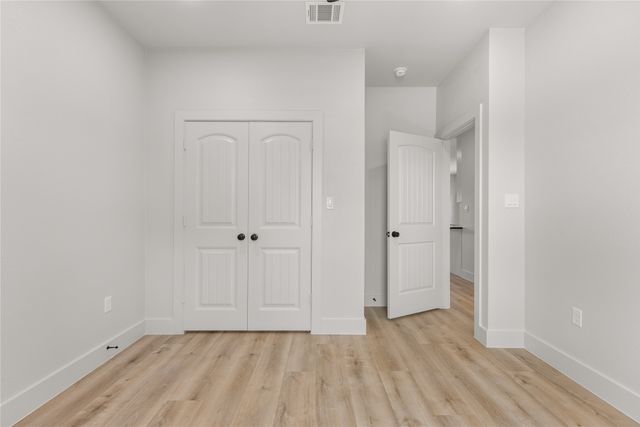 98 Arthur Avenue, Mcgregor, TX 76657