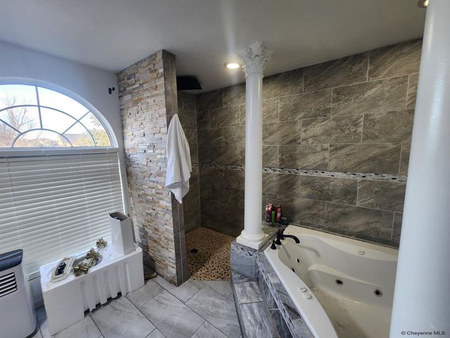 739 WEST DALE BLVD, Cheyenne, WY 82009