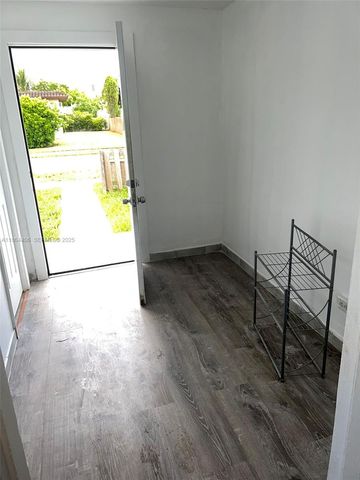 802 S 24th Avenue, Hollywood, FL 33020