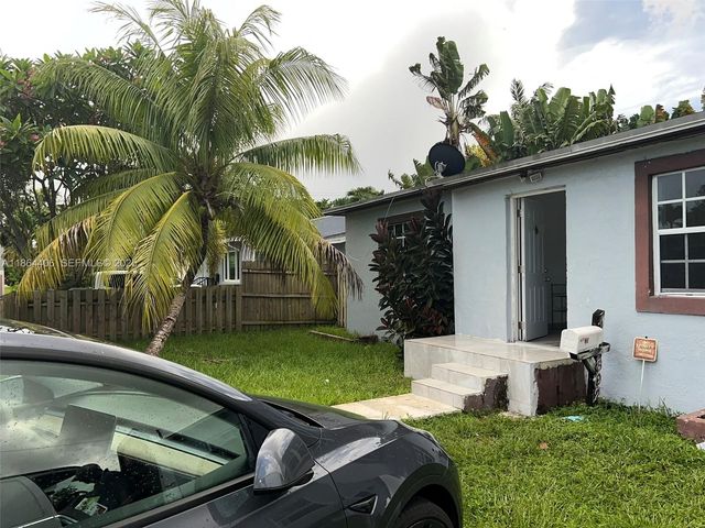 802 S 24th Avenue, Hollywood, FL 33020