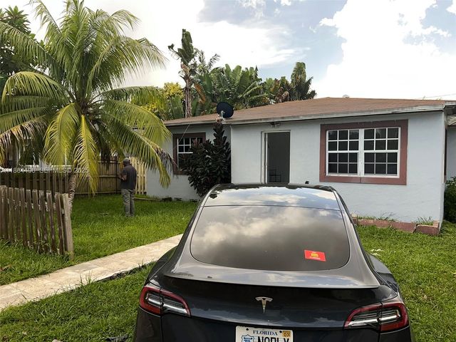 802 S 24th Avenue, Hollywood, FL 33020