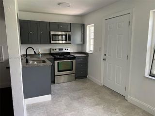 802 S 24th Avenue, Hollywood, FL 33020