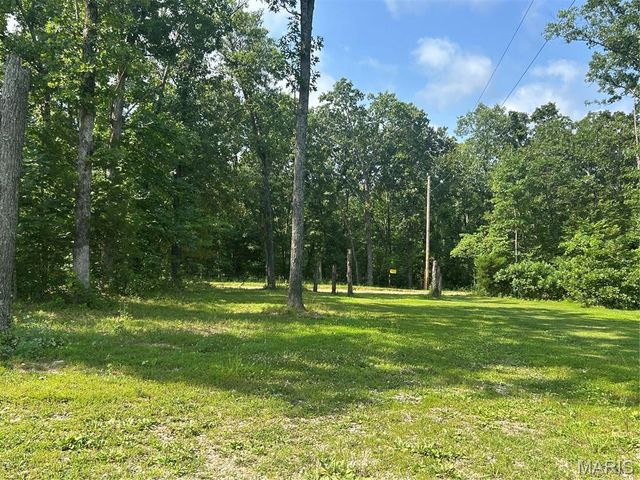 129 Shamrock Lane, Bourbon, MO 65441