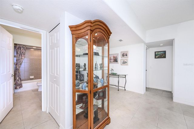 101 N MARION COURT 114, Punta Gorda, FL 33950