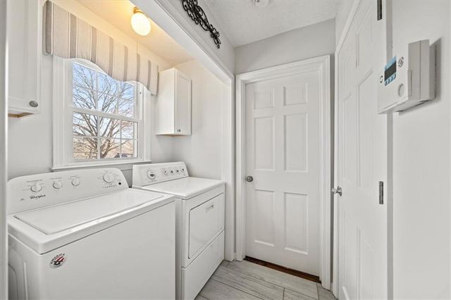 9101 ENGLAND Street, Overland Park, KS 66212