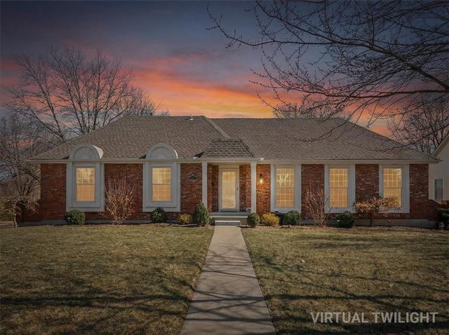 9101 ENGLAND Street, Overland Park, KS 66212