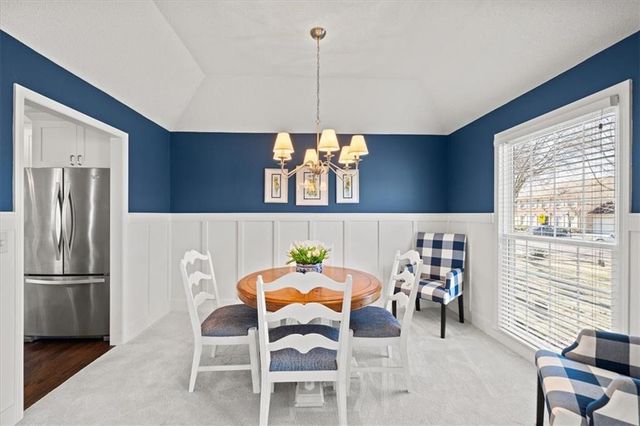 9101 ENGLAND Street, Overland Park, KS 66212