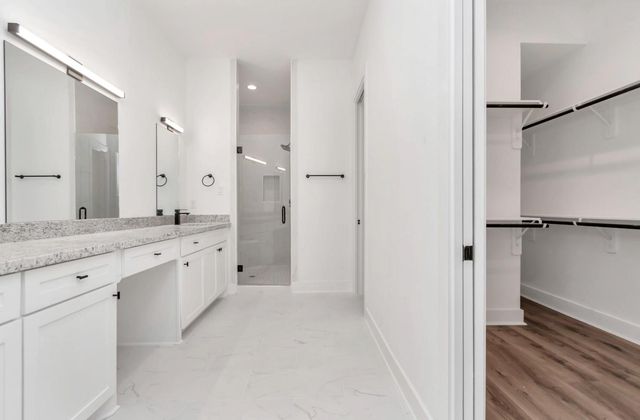 5609 Savyon Drive, Houston, TX 77091