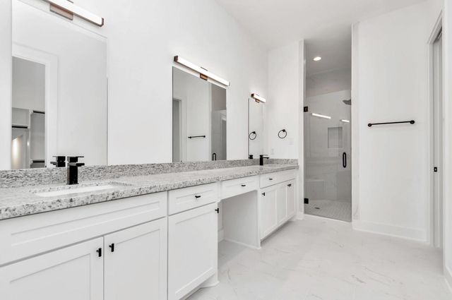 5609 Savyon Drive, Houston, TX 77091