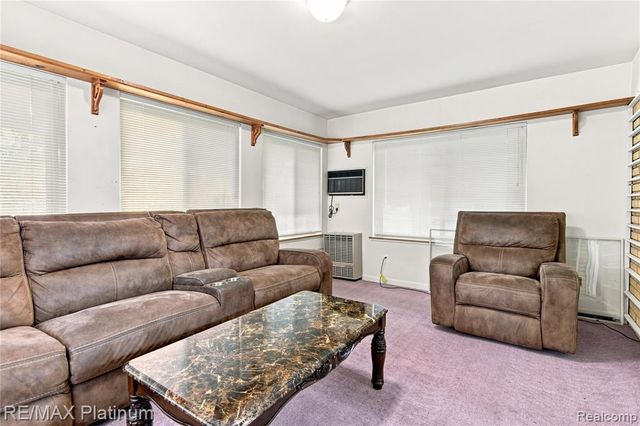 32029 Desmond Drive, Warren, MI 48093