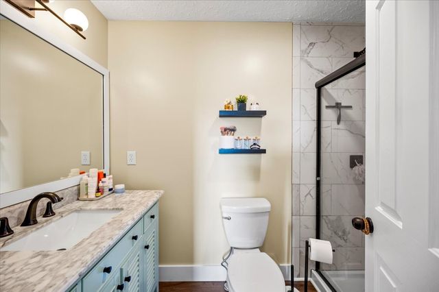 71 Rebecca Dr, Manchester, TN 37355