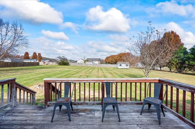 71 Rebecca Dr, Manchester, TN 37355