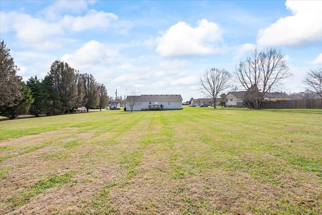 71 Rebecca Dr, Manchester, TN 37355