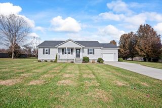 71 Rebecca Dr, Manchester, TN 37355
