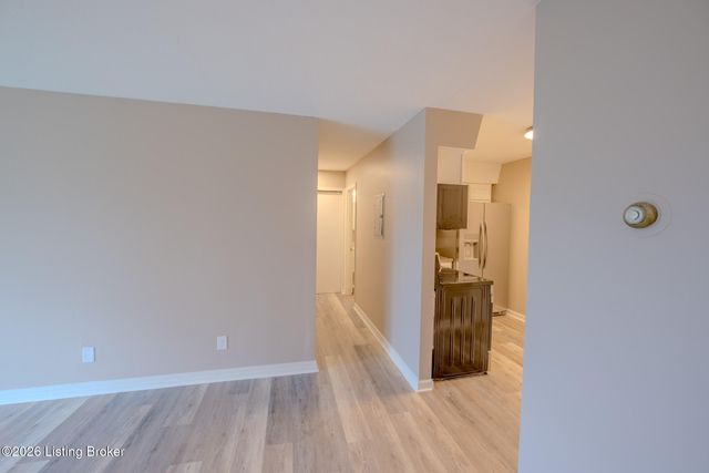 3510 Paragon Ct 10, Louisville, KY 40218