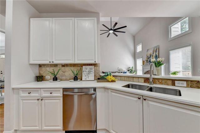 455 Hillcrest View Drive, Suwanee, GA 30024