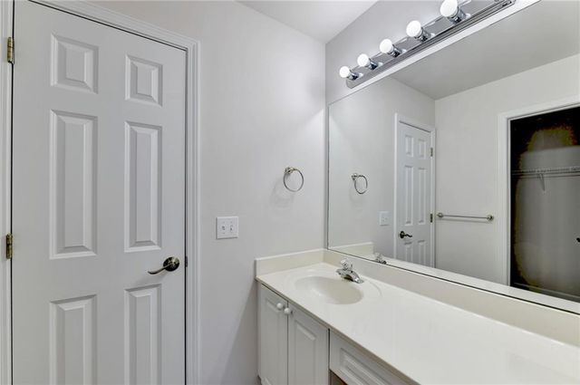 455 Hillcrest View Drive, Suwanee, GA 30024