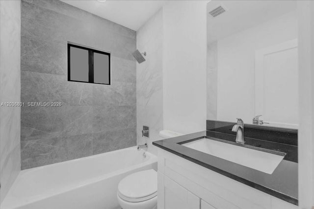 5220 SW 6th St 0, Miami, FL 33134