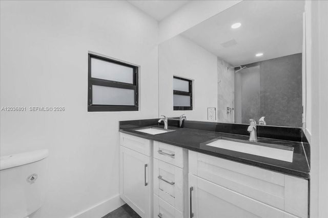 5220 SW 6th St 0, Miami, FL 33134