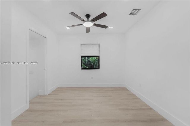 5220 SW 6th St 0, Miami, FL 33134