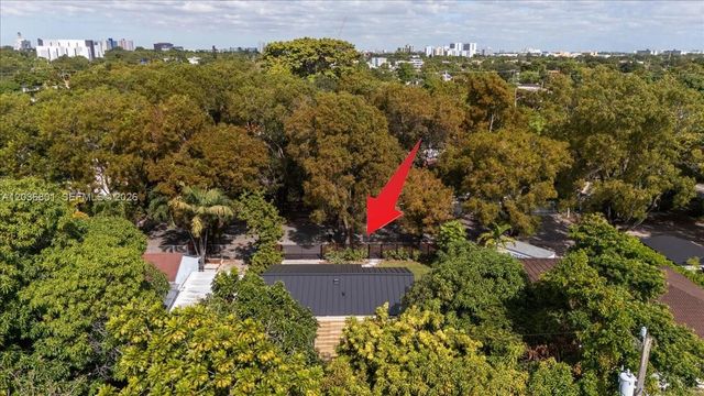 5220 SW 6th St 0, Miami, FL 33134