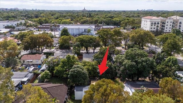 5220 SW 6th St 0, Miami, FL 33134