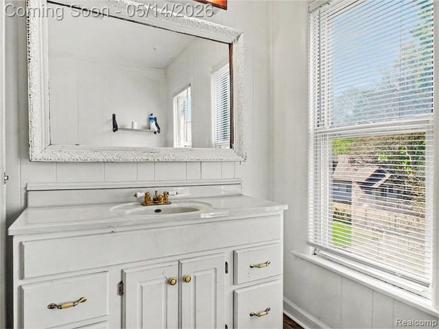 8089 Miller Road, Swartz Creek, MI 48473