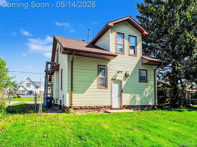 8089 Miller Road, Swartz Creek, MI 48473