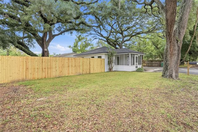 914 E CRAWFORD STREET, Tampa, FL 33604
