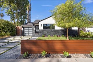 17929 Martha Street, Encino (los Angeles), CA 91316