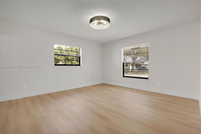 4141 NW 16th Ave, Oakland Park, FL 33309