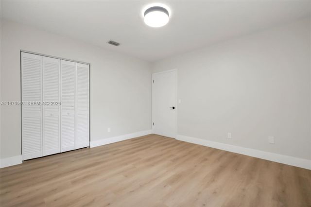 4141 NW 16th Ave, Oakland Park, FL 33309