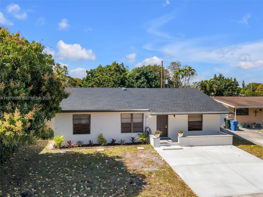 4141 NW 16th Ave, Oakland Park, FL 33309