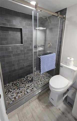 2107 PINE TERRACE, Sarasota, FL 34231