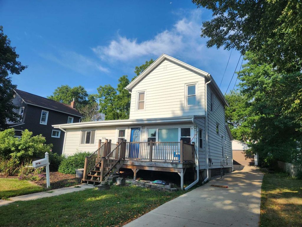 506 Doty Street, Edgerton, WI 53534