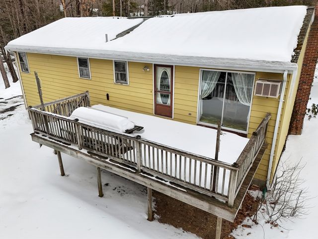 386 Redemption Rock Trl, Sterling, MA 01564