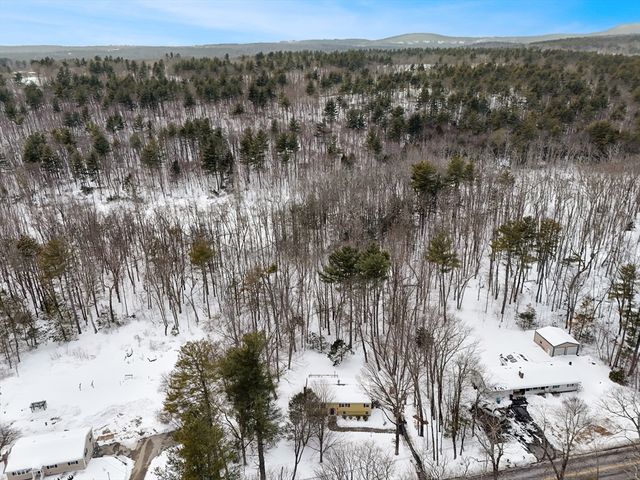 386 Redemption Rock Trl, Sterling, MA 01564