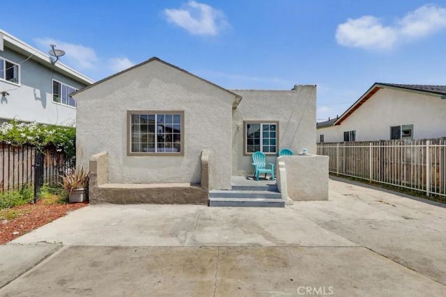 5435 Smiley Drive, Los Angeles, CA 90016