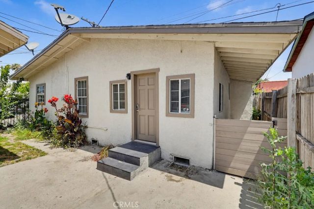 5435 Smiley Drive, Los Angeles, CA 90016