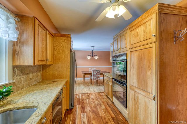 4 Verplanck Avenue, Hopewell Junction, NY 12533