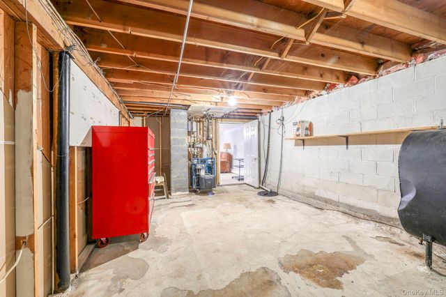 4 Verplanck Avenue, Hopewell Junction, NY 12533