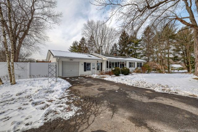 4 Verplanck Avenue, Hopewell Junction, NY 12533